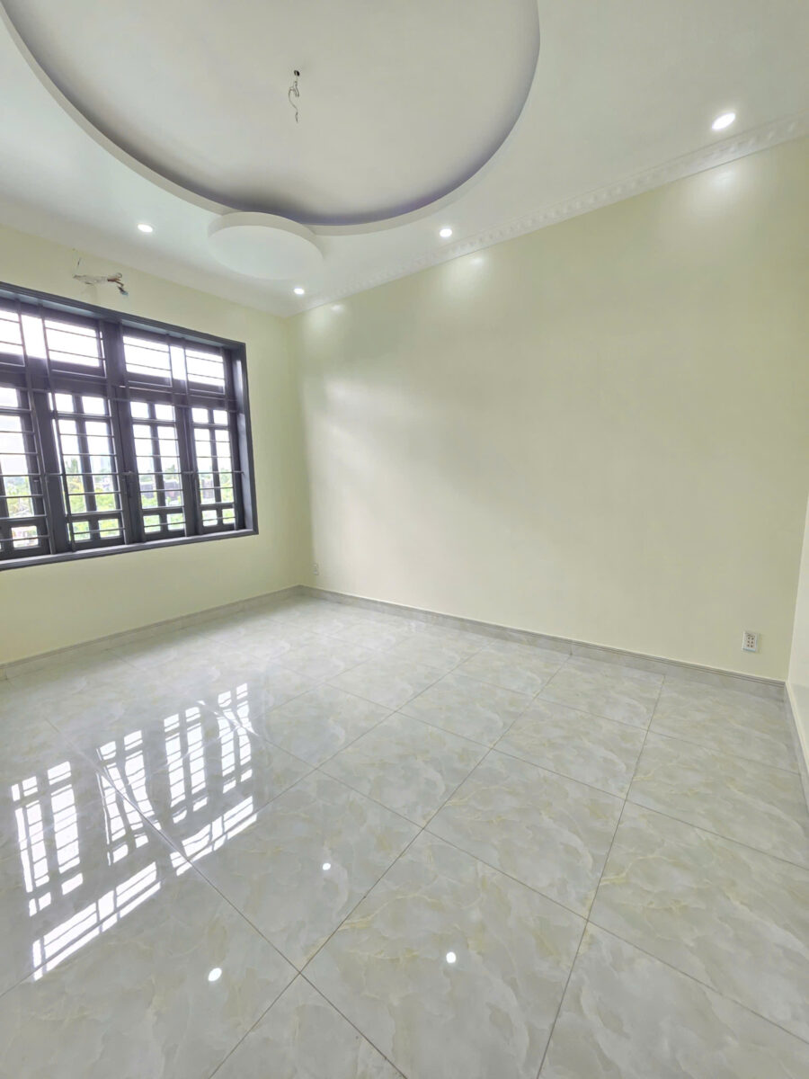 Bán nhà 1T2L 5.4x32m, mặt tiền Nguyễn Thị Tươi p. Tân Bình