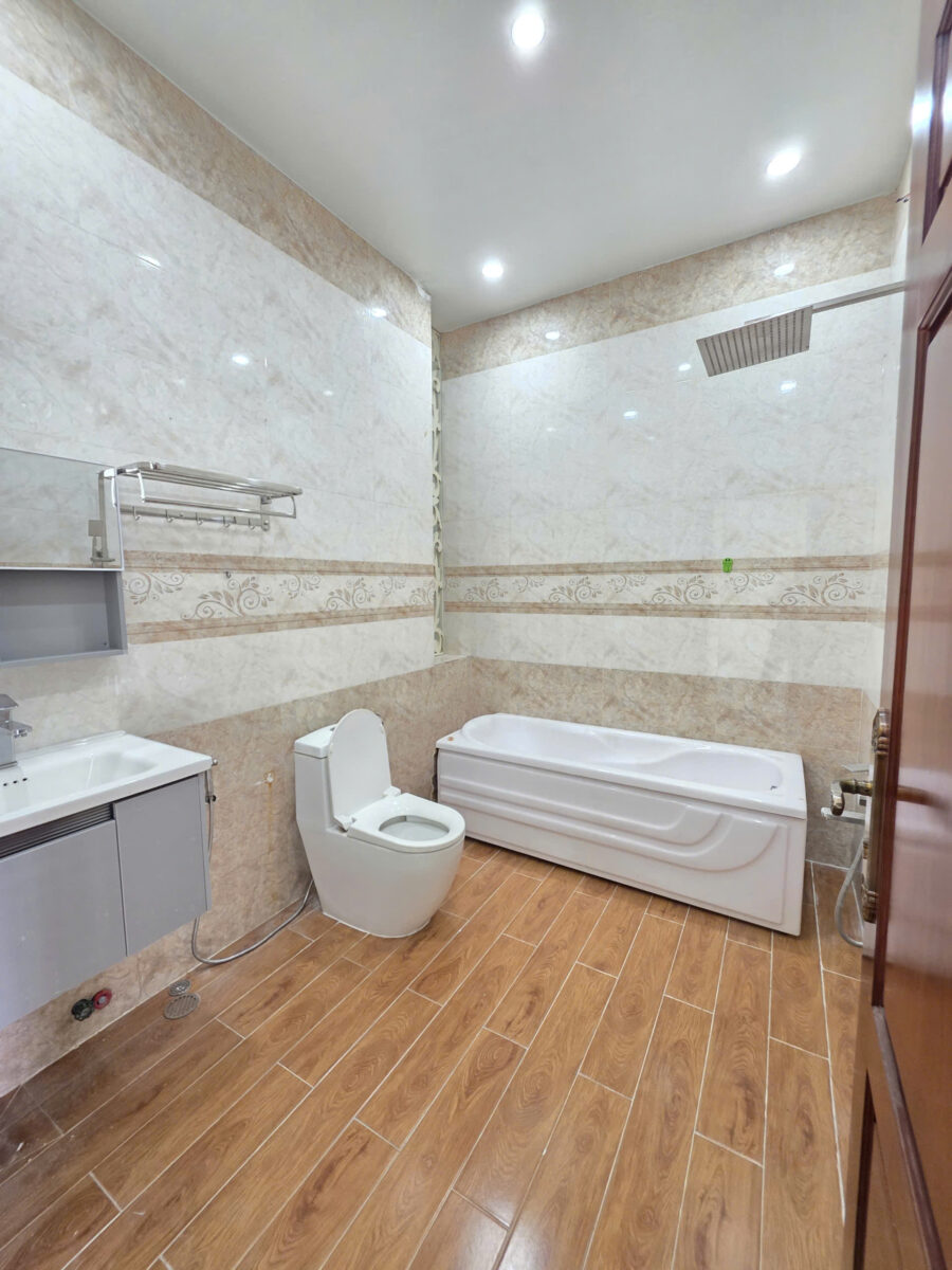 Bán nhà 1T2L 5.4x32m, mặt tiền Nguyễn Thị Tươi p. Tân Bình