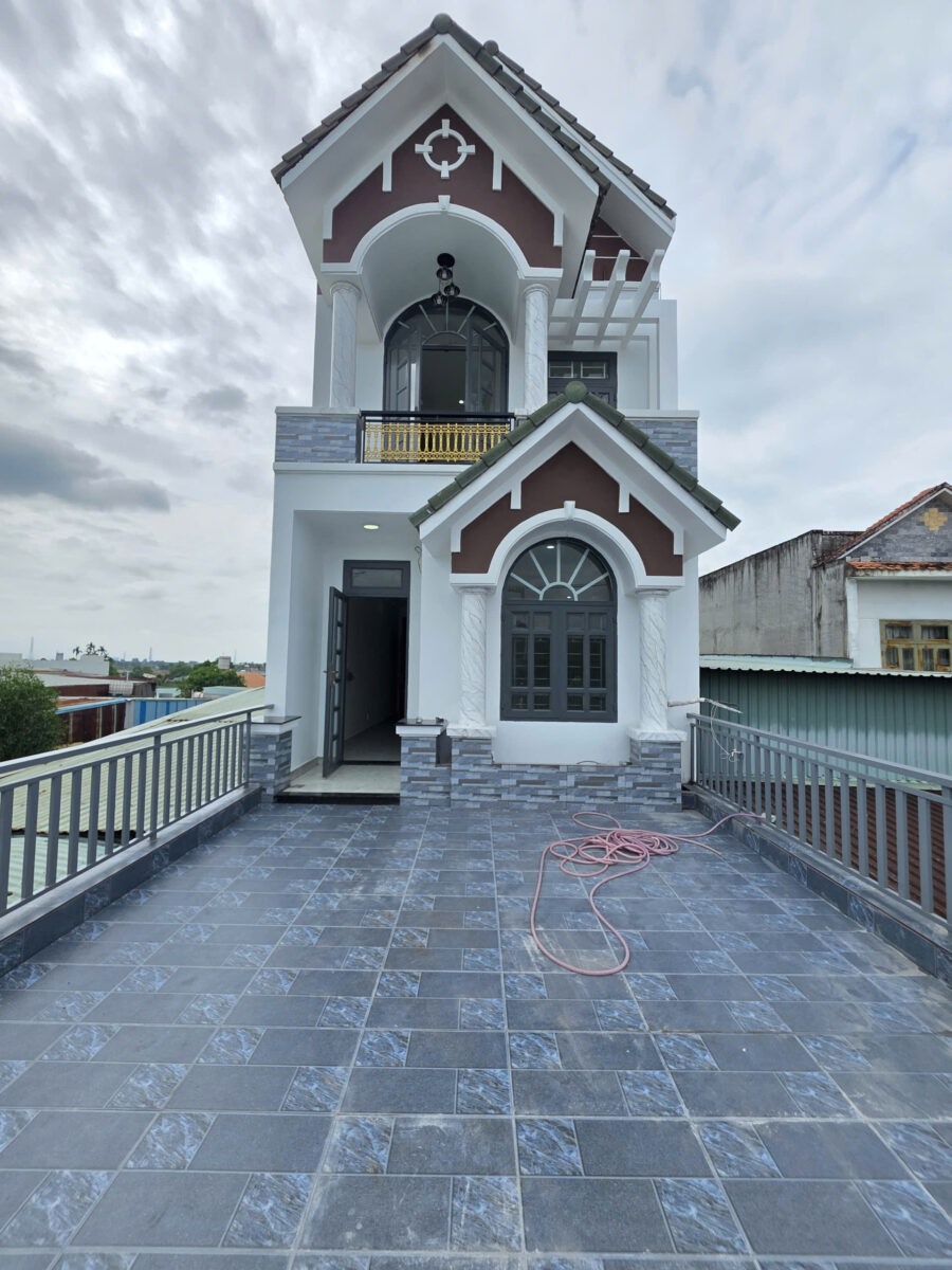 Bán nhà 1T2L 5.4x32m, mặt tiền Nguyễn Thị Tươi p. Tân Bình