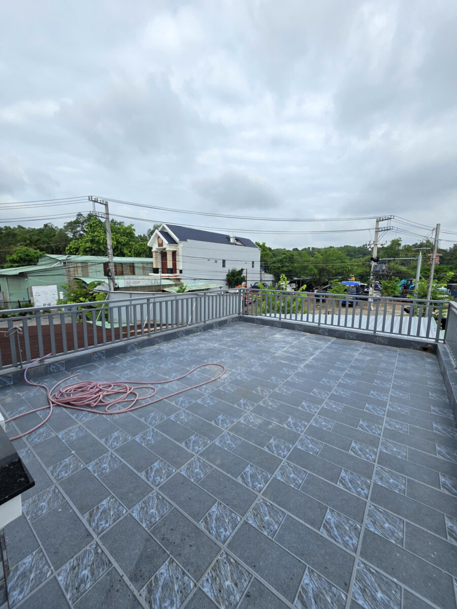 Bán nhà 1T2L 5.4x32m, mặt tiền Nguyễn Thị Tươi p. Tân Bình