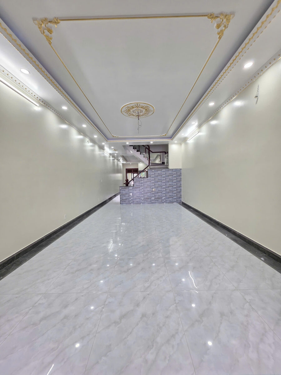 Bán nhà 1T2L 5.4x32m, mặt tiền Nguyễn Thị Tươi p. Tân Bình