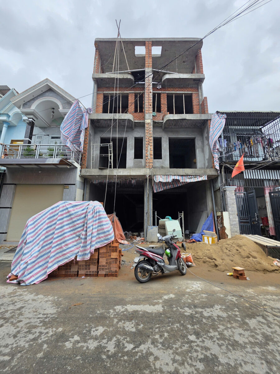 Bán nhà mới 1T2L 4x15m, KDC Tân Đông Hiệp (Không vướng cột điện)