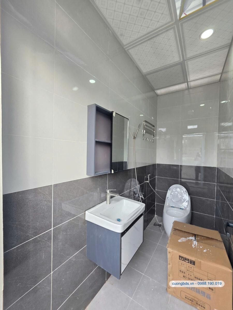 Bán nhà mới 1T2L 4×27.5m, hẻm Vàm Suối gần chợ Bình An, full nội thất