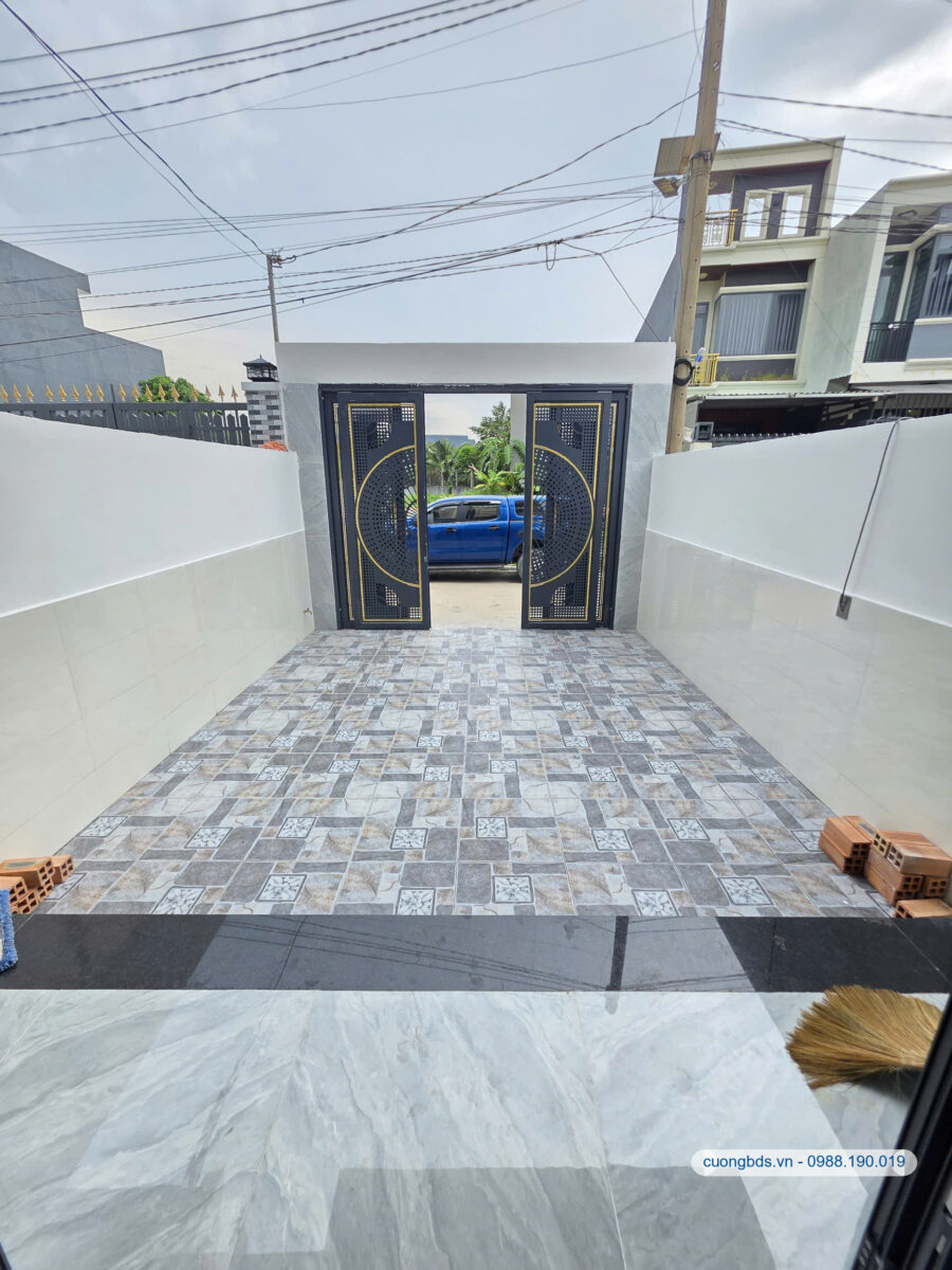 Bán nhà mới 1T2L 4×27.5m, hẻm Vàm Suối gần chợ Bình An, full nội thất