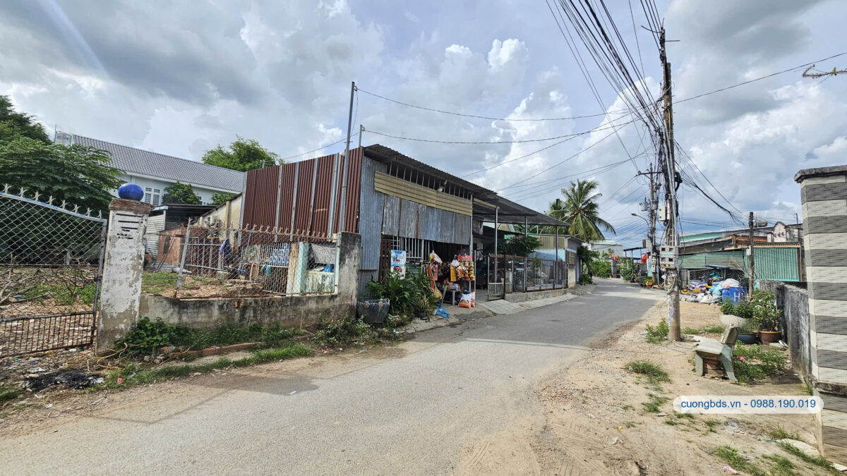 Bán đất 11.64x26m, hẻm ĐT.747A gần sông Đồng Nai (Giá rẻ)