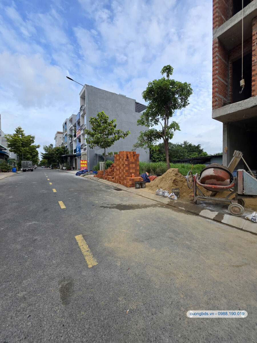 Bán đất 4×15.8m, đường N1 KDC Phú Hồng Thịnh 10 (Không vướng cống)