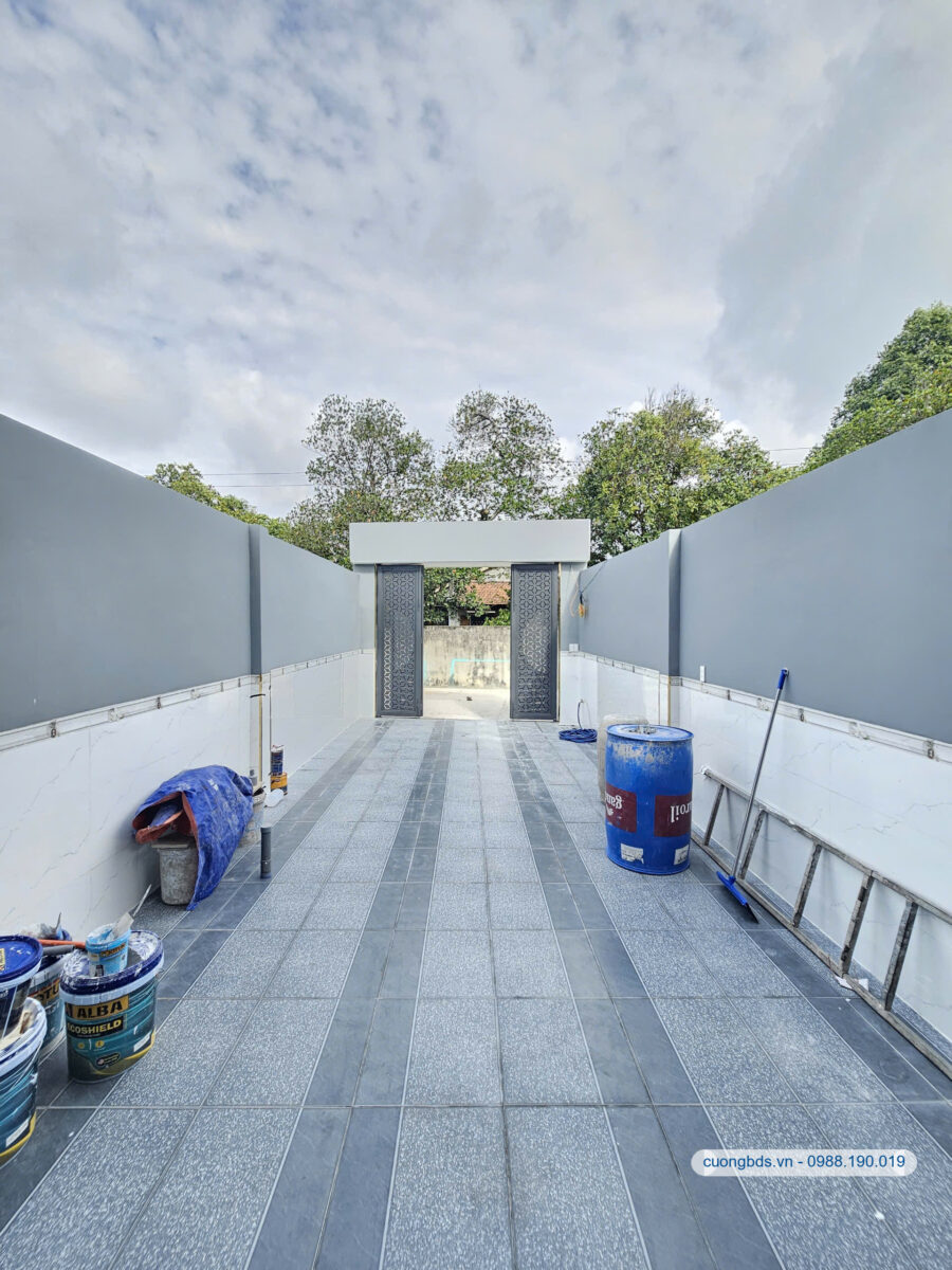 Bán nhà mới 1T1L 4×22.6m, hẻm ĐT.743A gần ngã tư Bình Thung (Hoàn công)