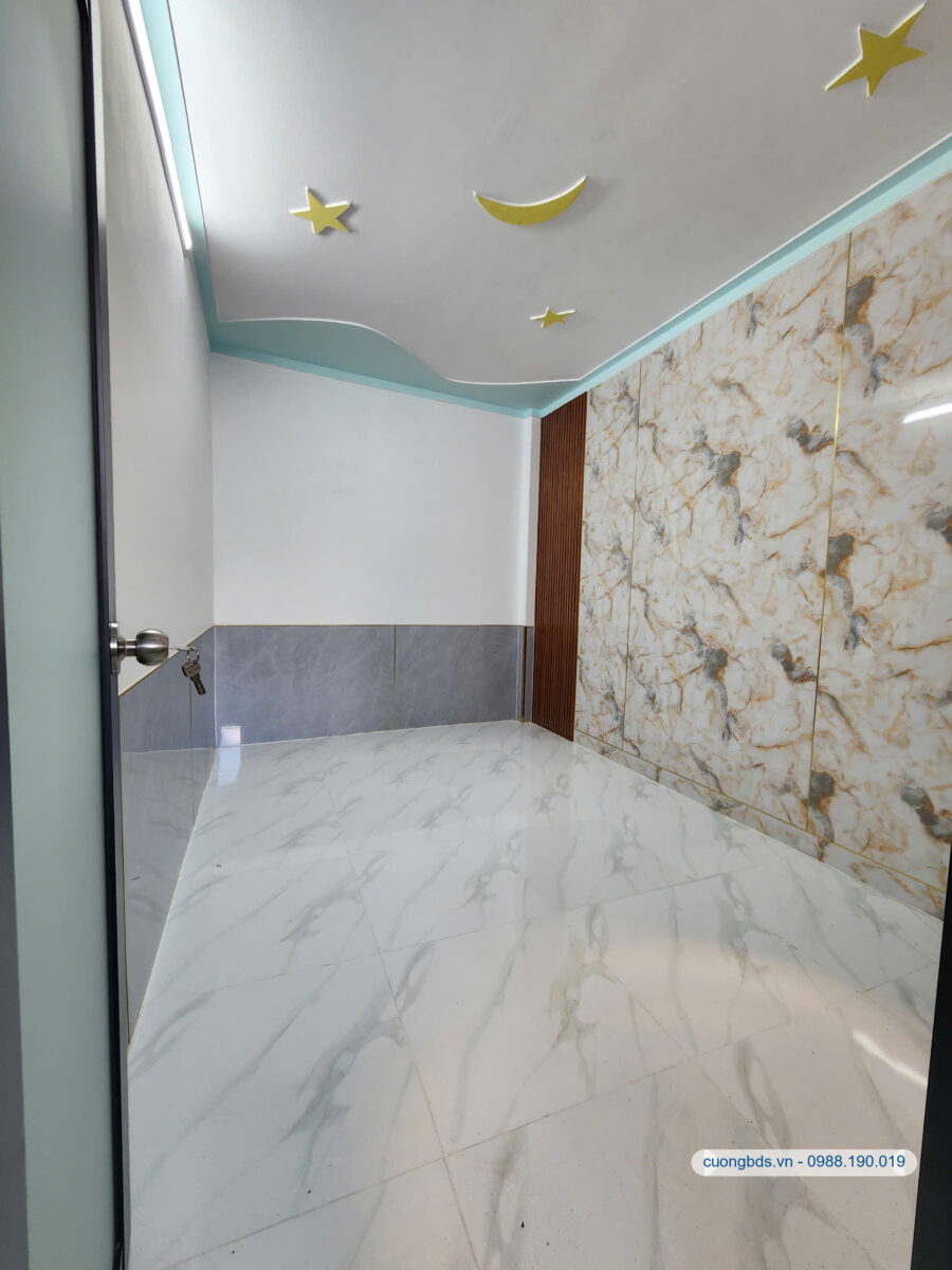 Bán nhà mới 1T1L 5.5x11m, hẻm Nguyễn Thị Khắp gần chợ, full nội thất