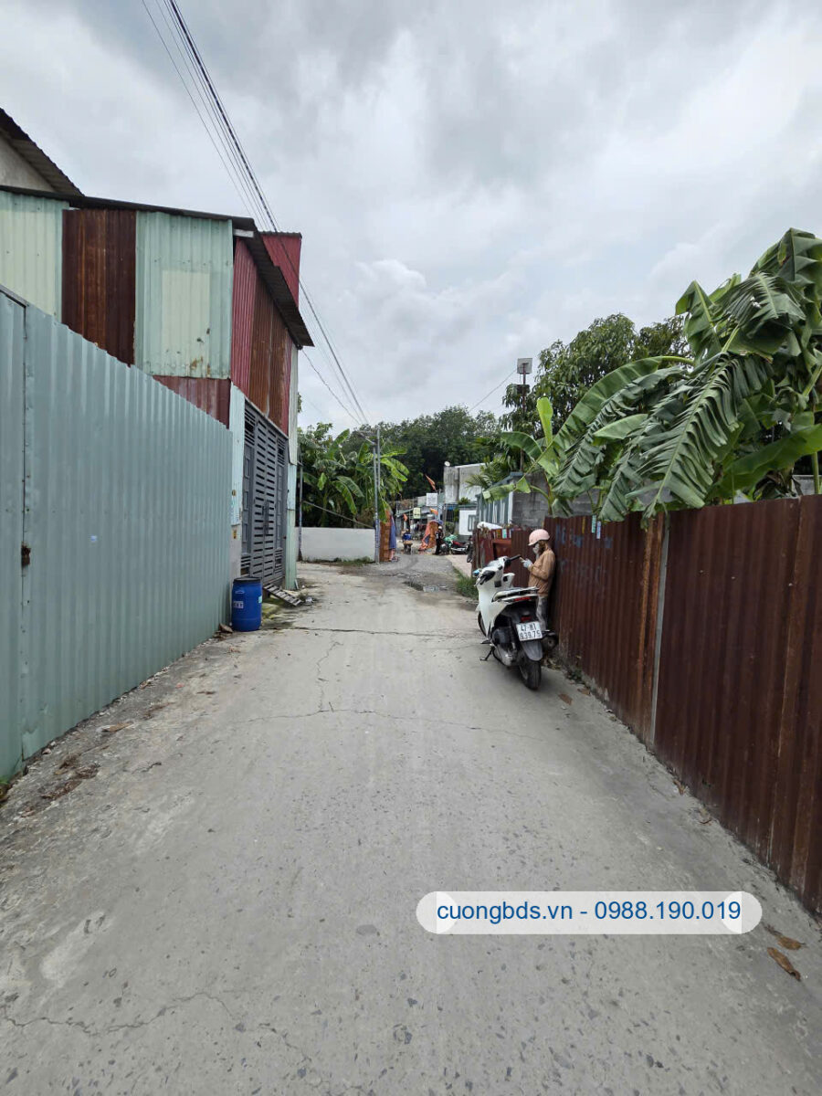 Bán đất 5x20m, hẻm Vũng Việt gần chợ Tân Long