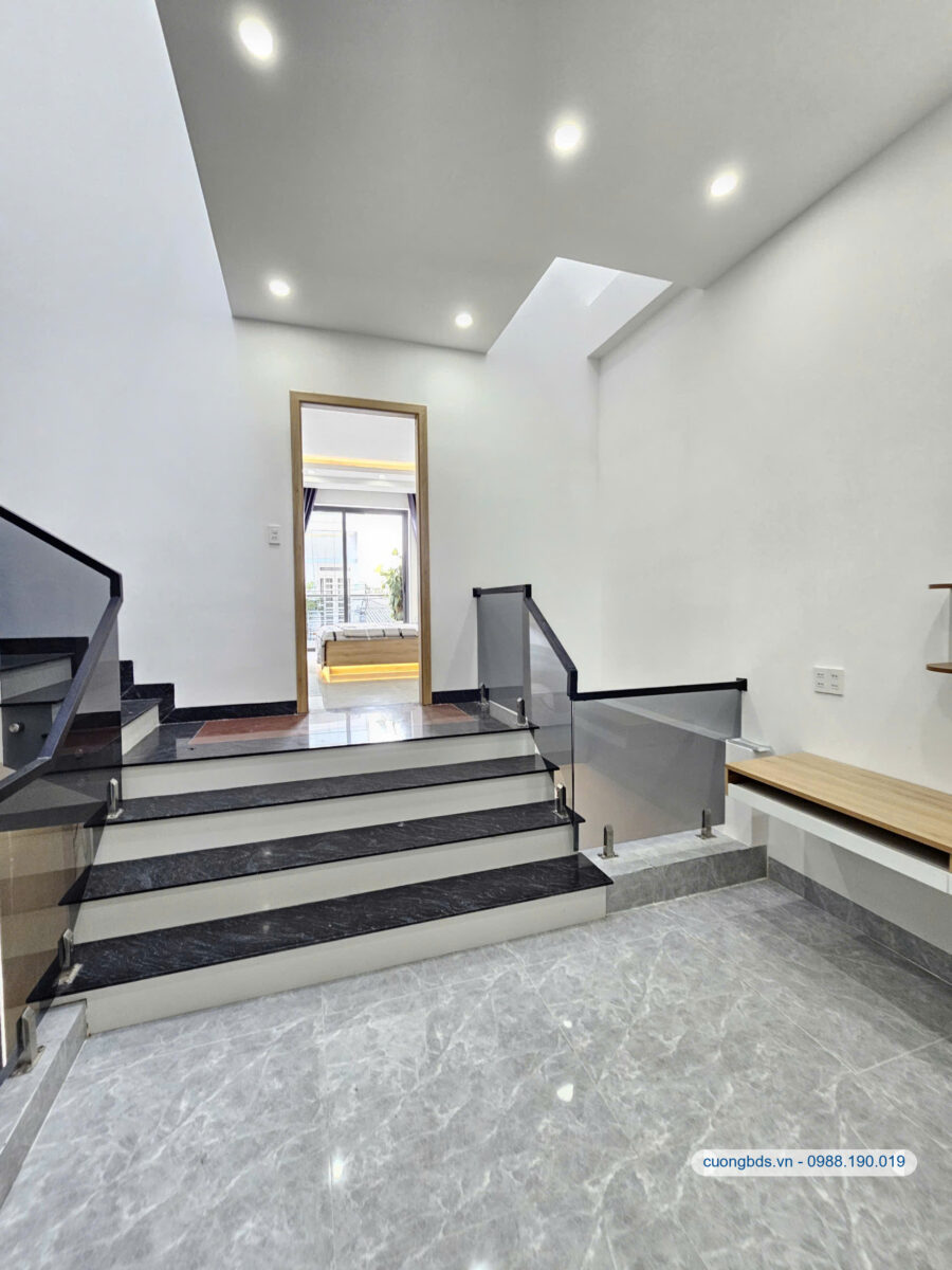 Bán nhà mới 1T2L 5×16.3m, hẻm Hòa Lân 2 gần ngã tư Đất Thánh, full nội thất (Hoàn công)