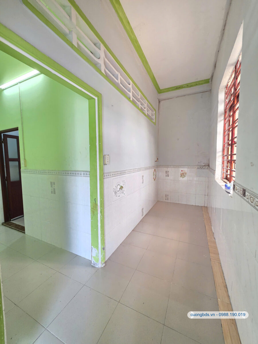 Bán nhà cấp 4 (14.3x10m), hẻm Nguyễn Du gần ngã ba Cửu Long, đang thuê 5tr/th