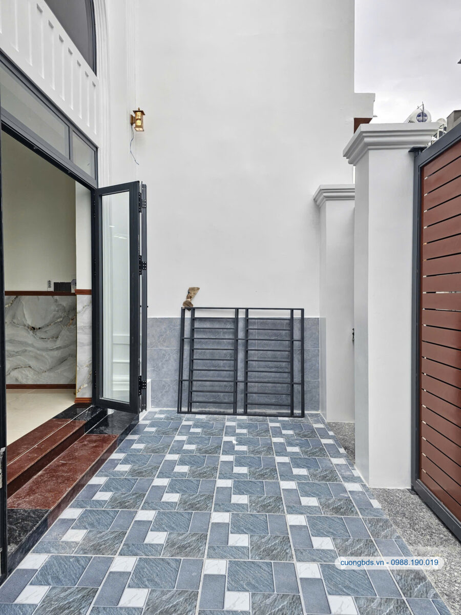 Bán nhà mới cấp 4 (6x17m) hoàn công, hẻm Phạm Văn Diêu gần trường cấp 1,2 (Thổ cư 100%)