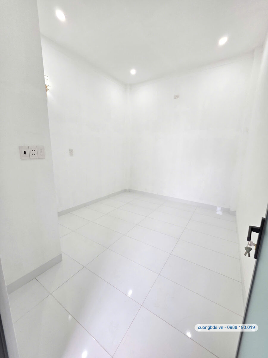 Bán nhà mới 1T1L, mặt tiền Nguyễn Thị Tồn gần Sông Đồng Nai, full nội thất (Hoàn công)