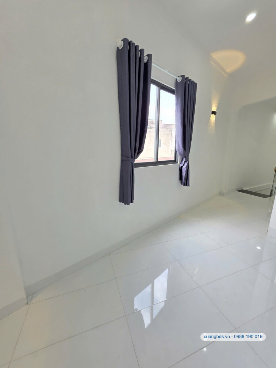 Bán nhà mới 1T1L, mặt tiền Nguyễn Thị Tồn gần Sông Đồng Nai, full nội thất (Hoàn công)