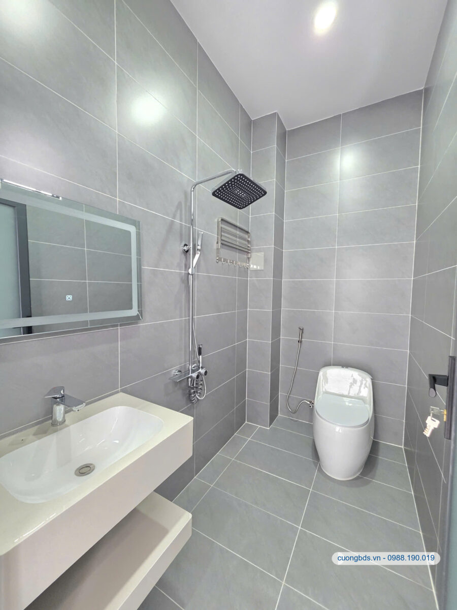 Bán nhà mới 1T2L 4.5x16m, đường N3 KDC Tuấn Điền Phát 1 (full nội thất, sân xe hơi)