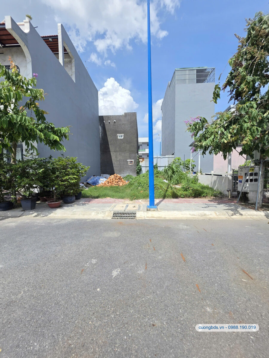 Bán đất 5x12m, đường D2 KDC Đông Hòa C kế trường cấp 1 (Vị trí trung tâm)