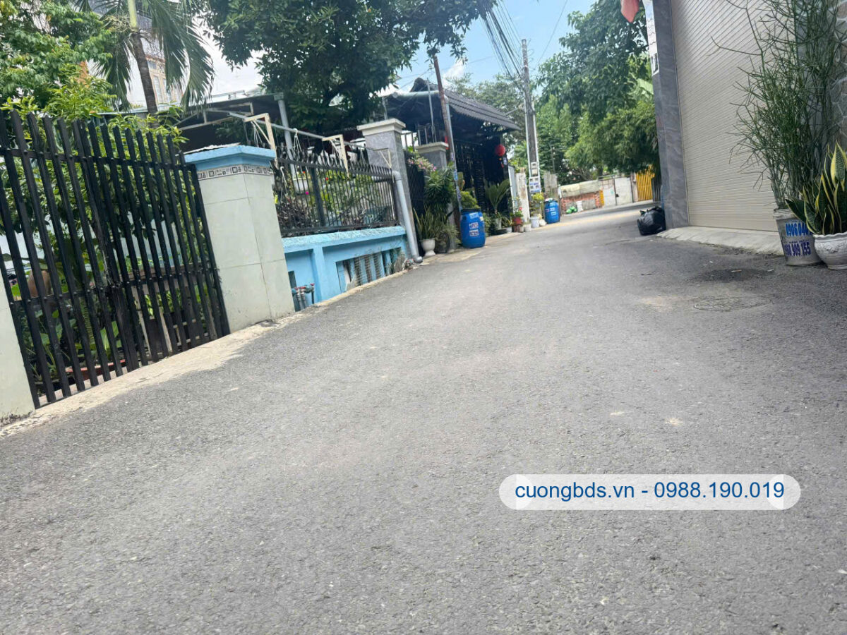 Bán nhà cấp 4 (5.5x25m), hẻm ĐT.743A gần trường cấp 1,2,3 Dĩ An (Giá rẻ)