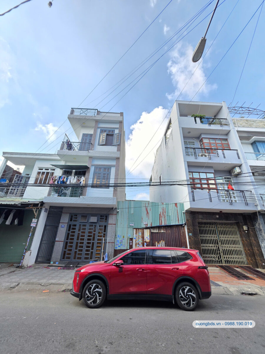 Bán nhà 1T2L 5x18m, đường D1 KDC Sóng Thần 2, thu nhập 15tr/th (hoàn công, không vướng)