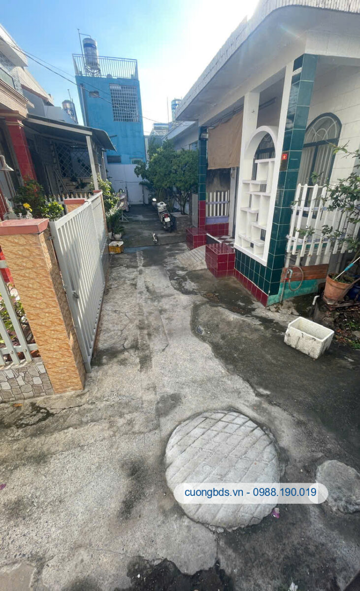 Bán nhà cấp 4 (5.5x12m), hẻm Thủ Khoa Huân kế chợ Búng (thổ cư 100%)