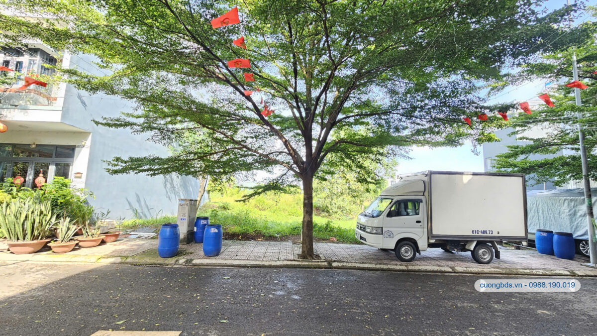 Bán đất 4x20m, đường D8 KDC Phú Huy (giá rẻ, vị trí đẹp)