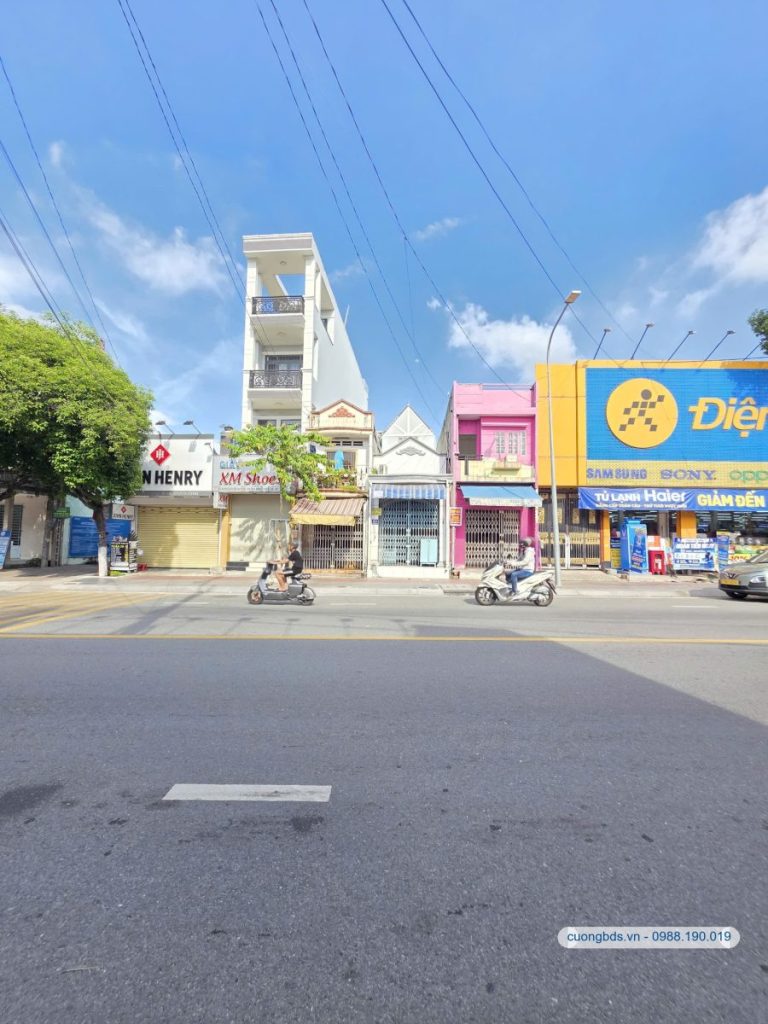 Bán nhà cấp 4 (3.2x20m), mặt tiền Nguyễn An Ninh chợ Dĩ An 1 (sầm uất)