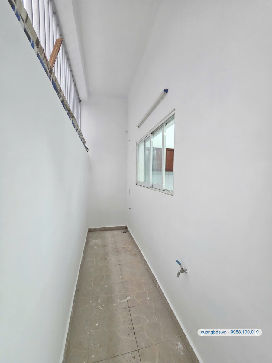 Cho thuê nhà 1T1L 5x12m, đường D2 KDC Champaca gần làng đại học (khu khép kín)
