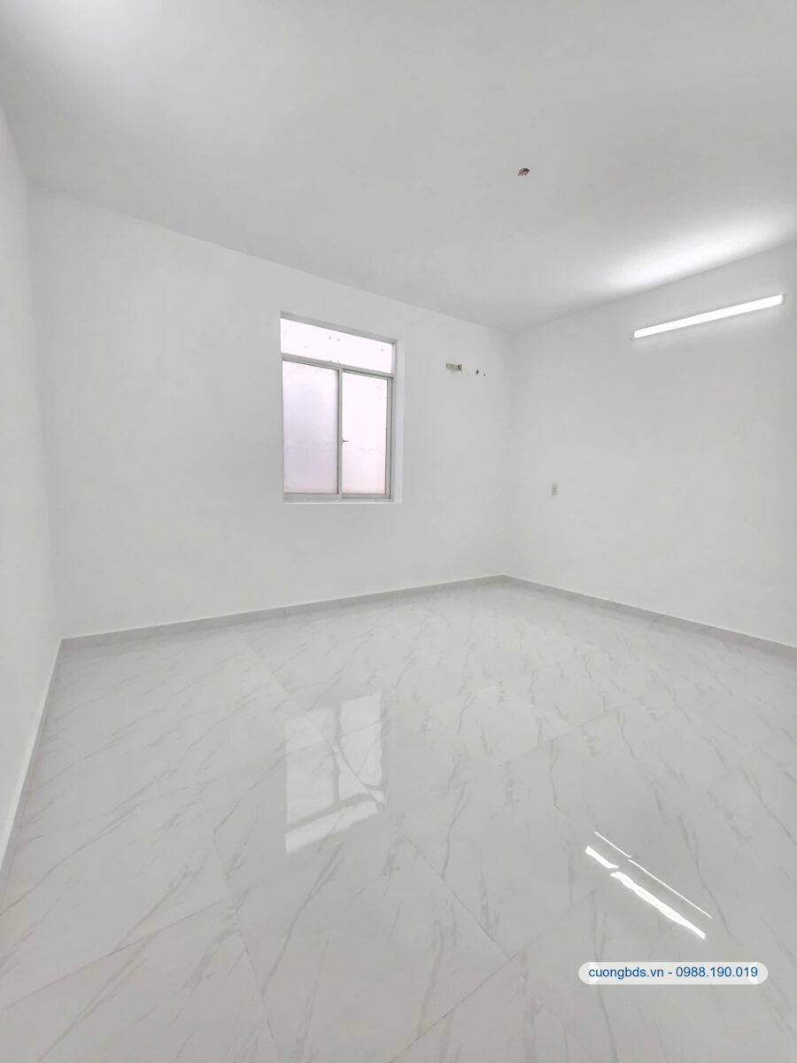 Cho thuê nhà 1T1L 5x12m, đường D2 KDC Champaca gần làng đại học (khu khép kín)