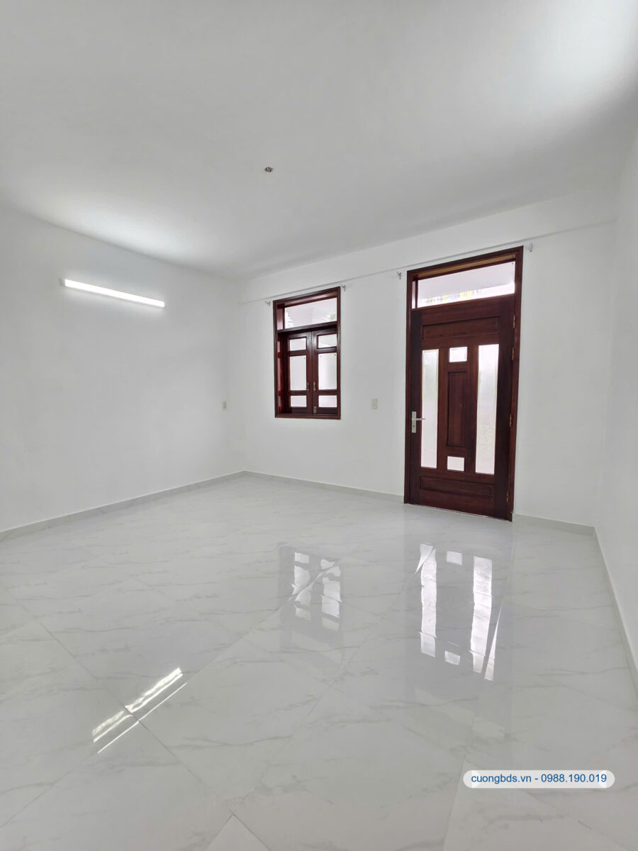 Cho thuê nhà 1T1L 5x12m, đường D2 KDC Champaca gần làng đại học (khu khép kín)