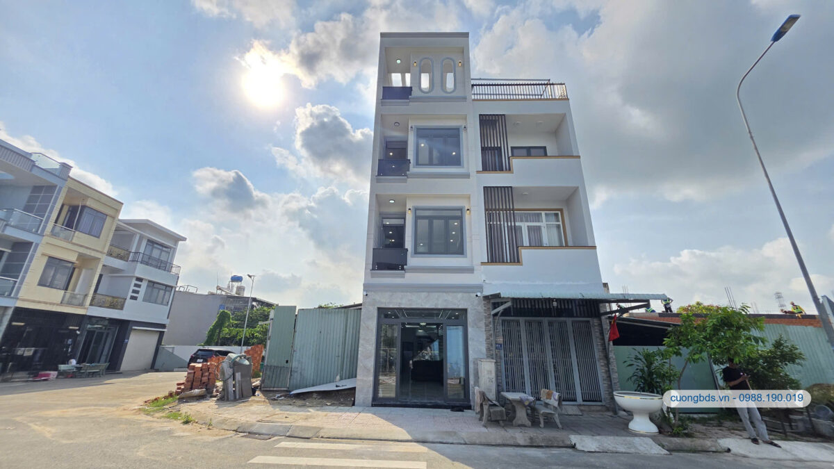 Bán nhà mới 1T3L 4x18m, đường D3 KDC Phú Hồng Thịnh 9 (hoàn công, full nội thất)