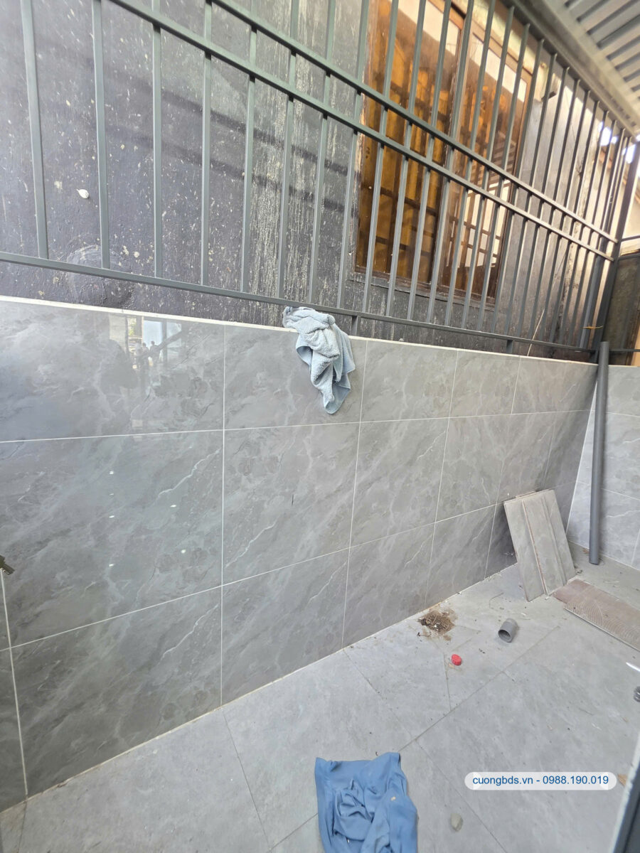 Bán nhà mới 1T3L 4x18m, đường D3 KDC Phú Hồng Thịnh 9 (hoàn công, full nội thất)