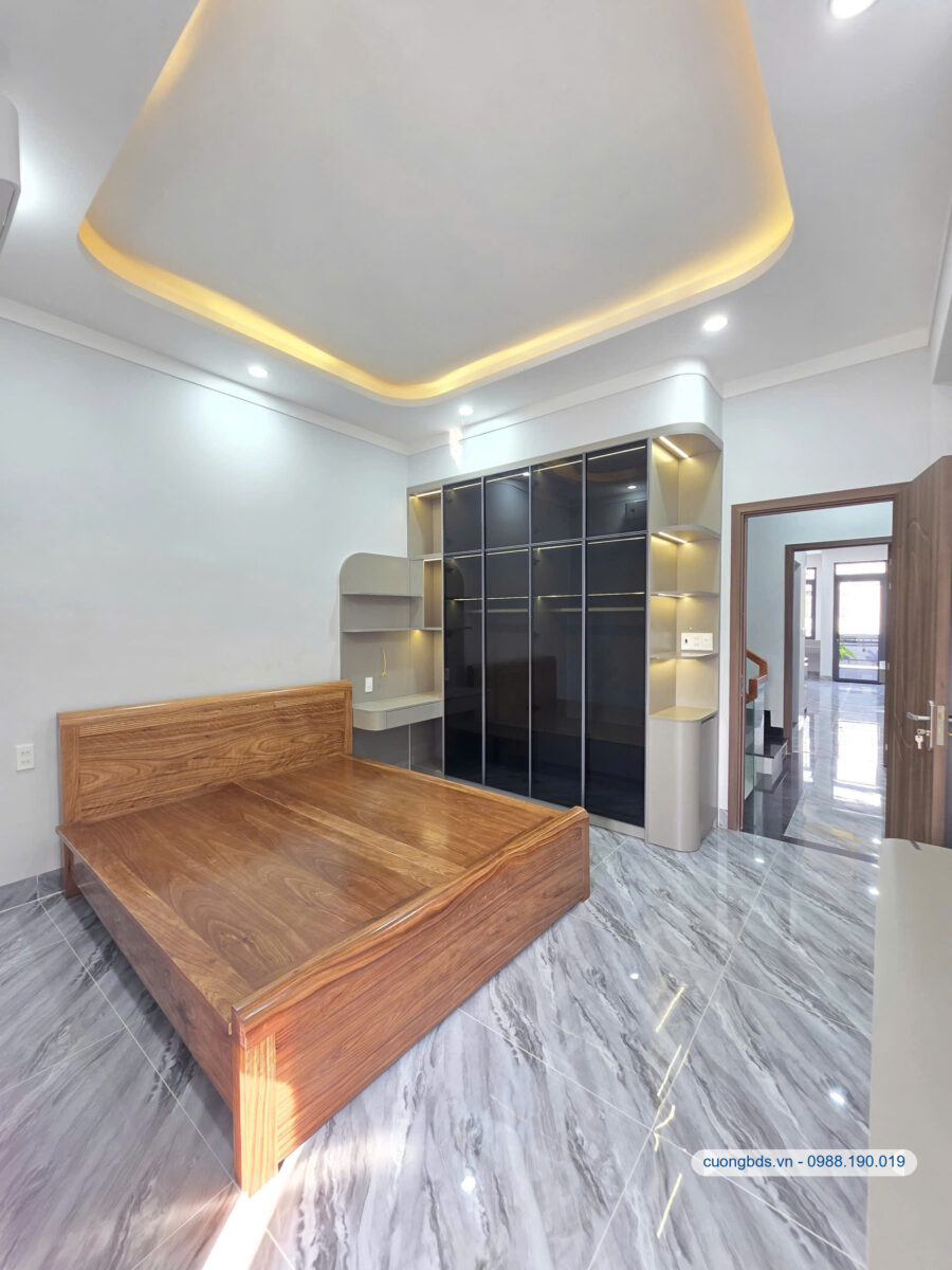 Bán nhà mới 1T3L 4x18m, đường D3 KDC Phú Hồng Thịnh 9 (hoàn công, full nội thất)