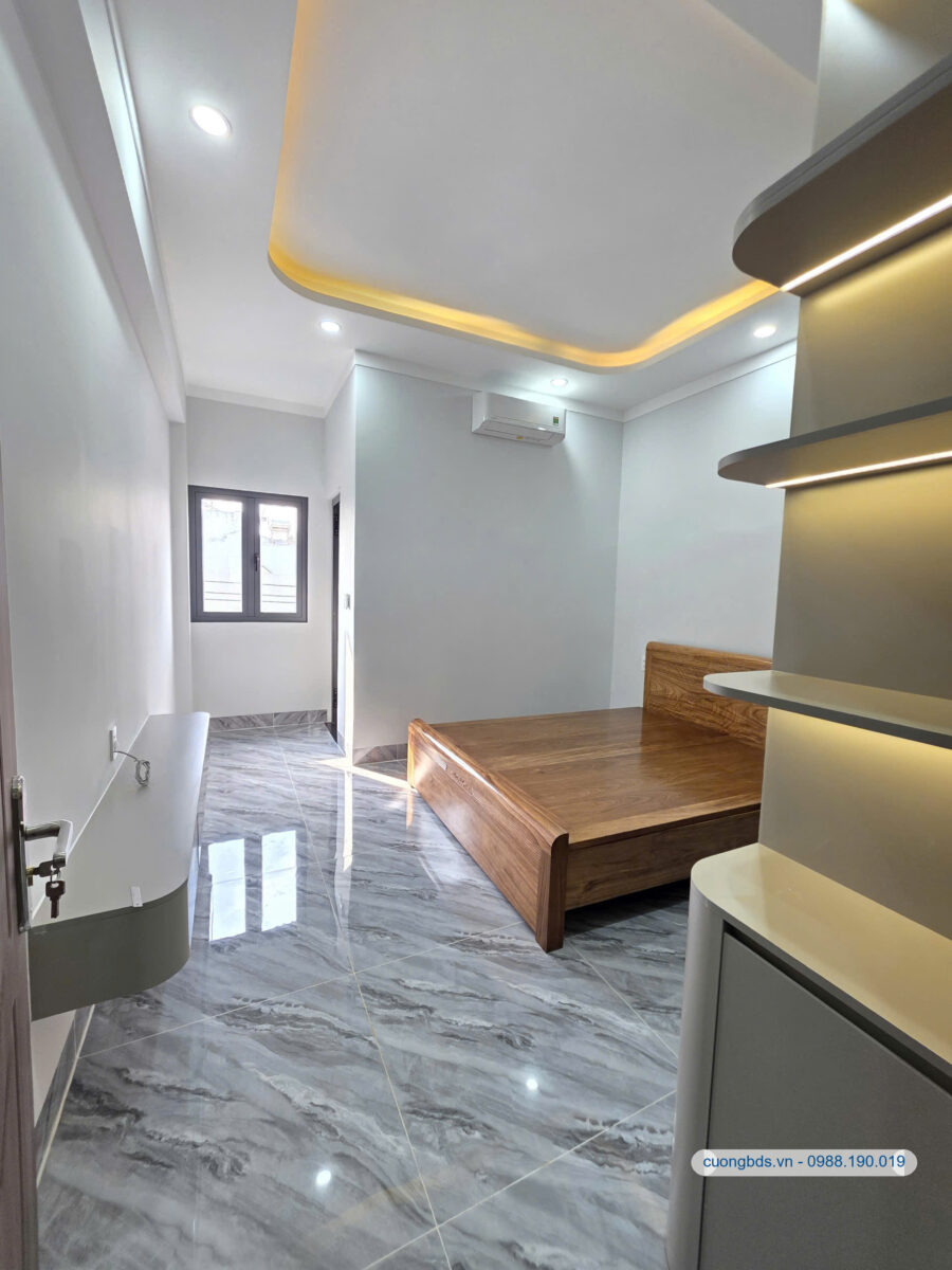 Bán nhà mới 1T3L 4x18m, đường D3 KDC Phú Hồng Thịnh 9 (hoàn công, full nội thất)