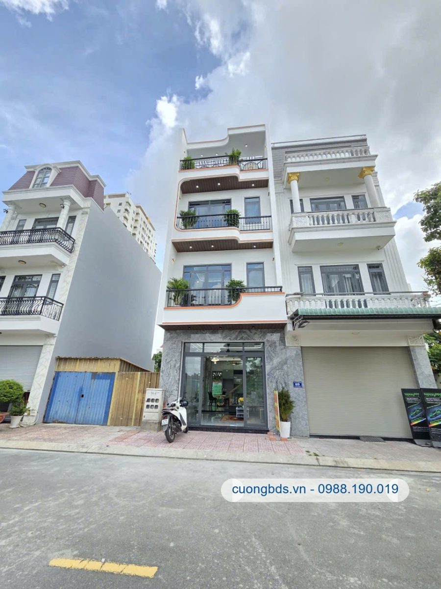 Bán nhà mới 1T2L+tum 5x12m, đường D1 KDC Phúc Đạt (hoàn công, trục chính, full nội thất)