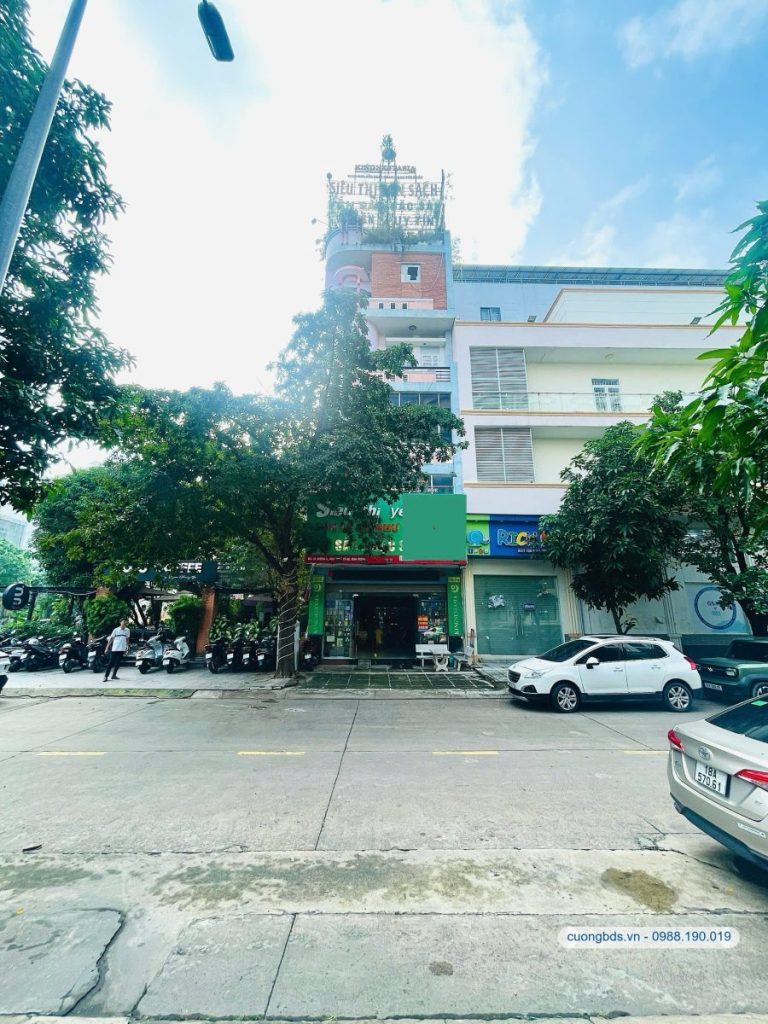 Bán nhà 1T5L 6x22m, đường L Trung Tâm Hành Chính Dĩ An (hoàn công, kinh doanh, không vướng)