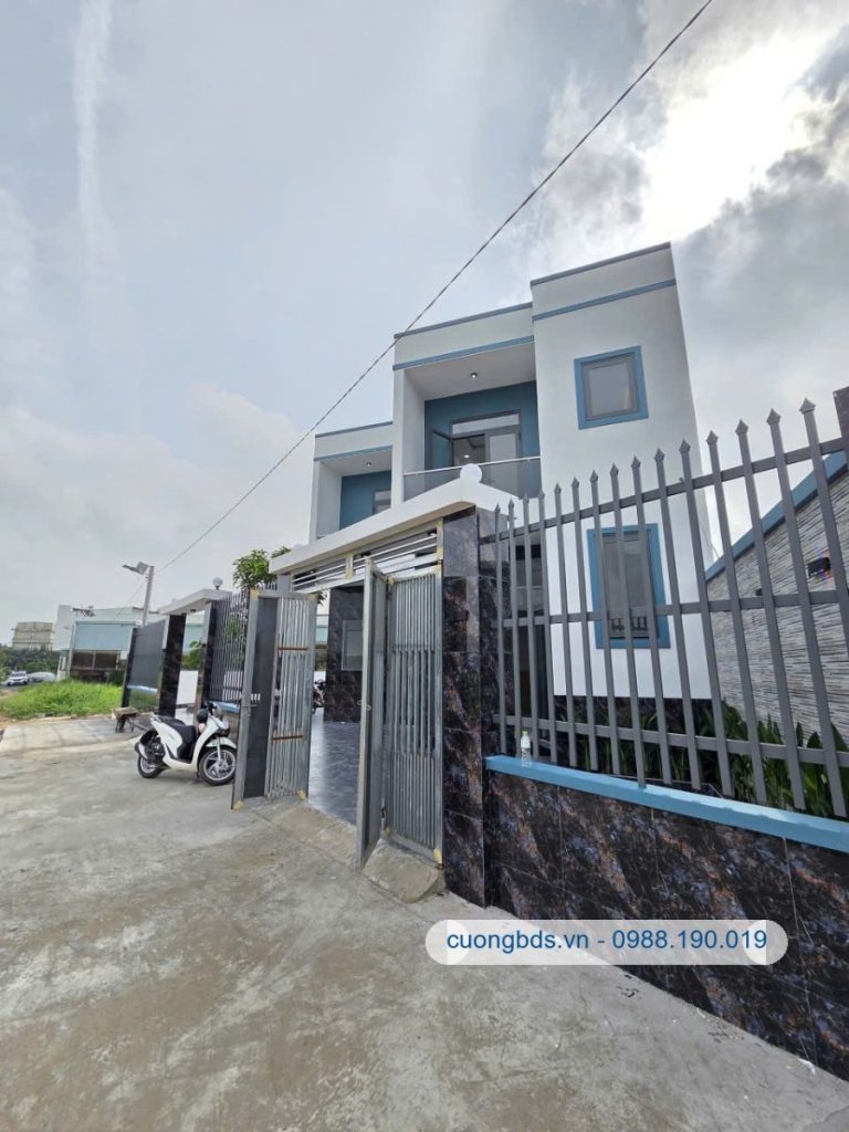 Bán nhà mới 1T1L 162.5m2, hẻm ĐT.747A gần chợ Chí Hùng