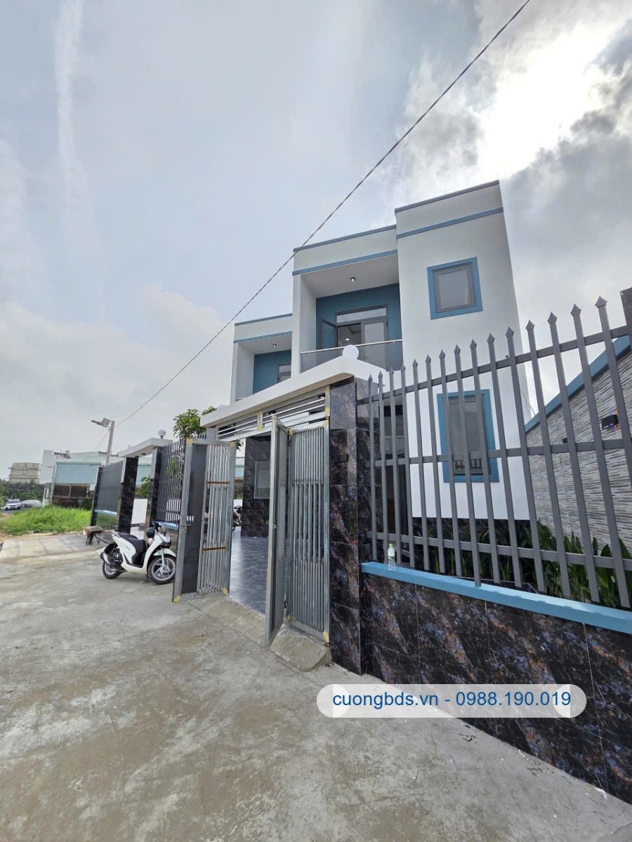 Bán nhà mới 1T1L 162.5m2, hẻm ĐT.747A gần chợ Chí Hùng