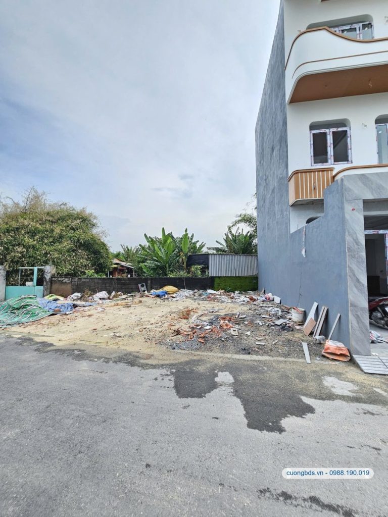 Bán đất 9.2x12m, hẻm Nguyễn Thái Học gần chợ Dĩ An 1 (giá rẻ)