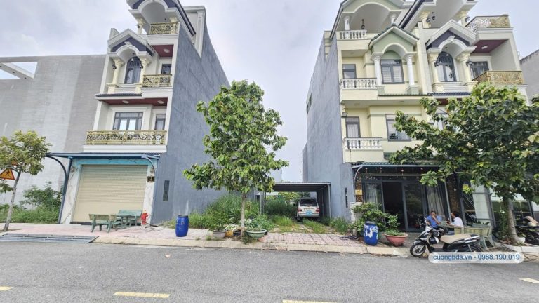 Bán đất 5x18m, đường D1 KDC Phú Hồng Thịnh 9 (trục chính, không vướng, 2 lô)